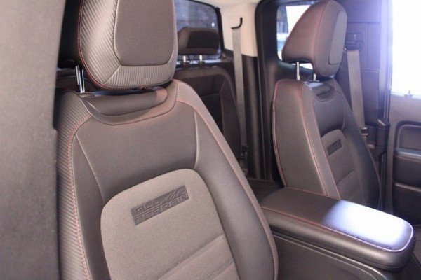 Used 2017 GMC Canyon SLE image 11