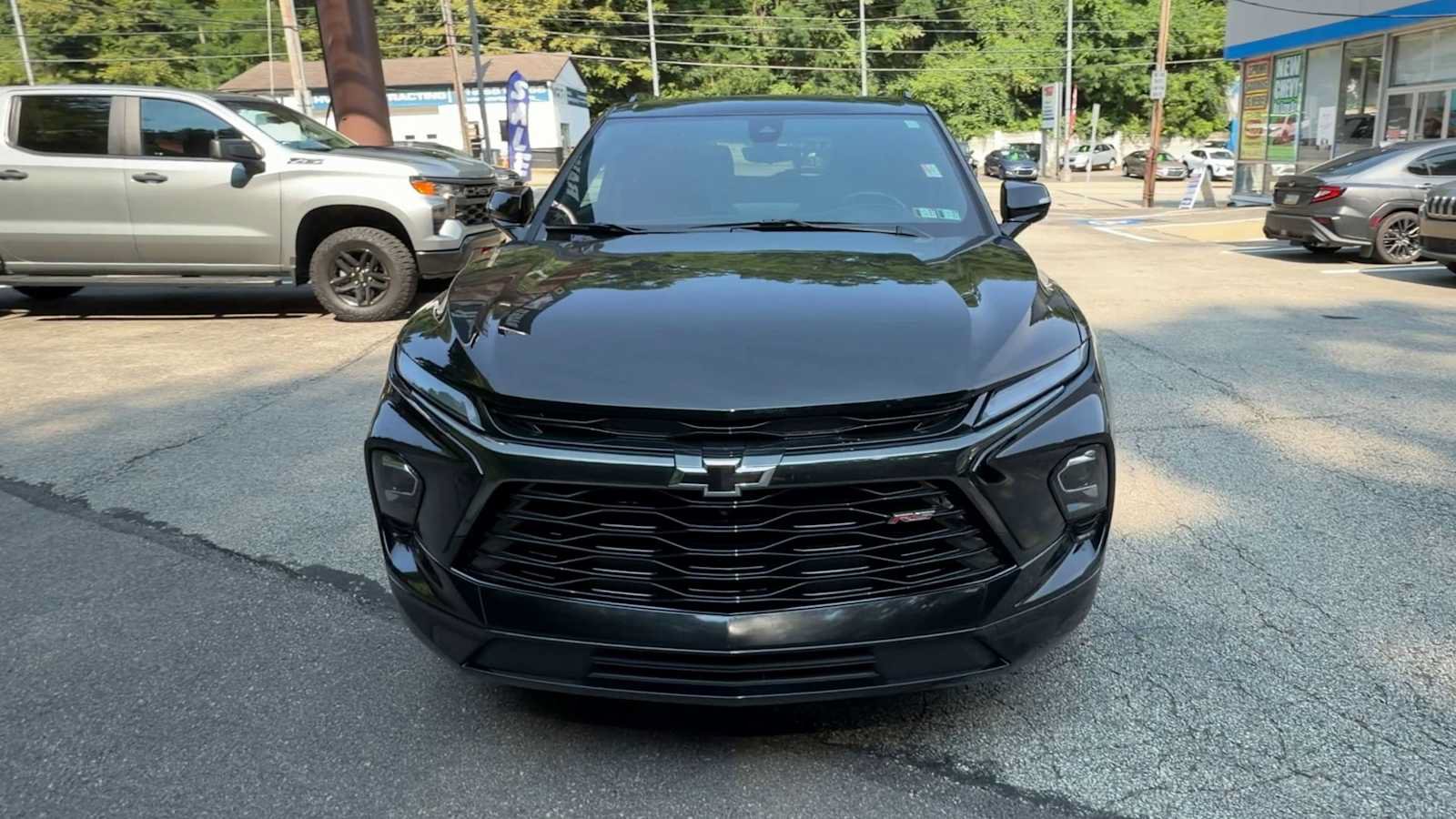 Certified 2025 Chevrolet Blazer RS w/ Driver Confidence II Package AWD/4WD image 3