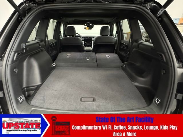 New 2025 Jeep Grand Cherokee Altitude image 22