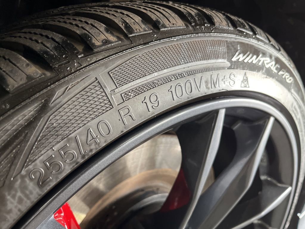 Used 2024 Nissan Z Performance w/ Floor Mat Package RWD image 11