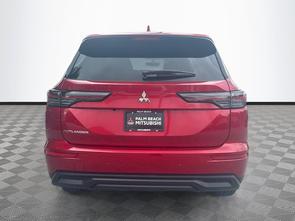 New 2026 Mitsubishi Outlander ES FWD image 6