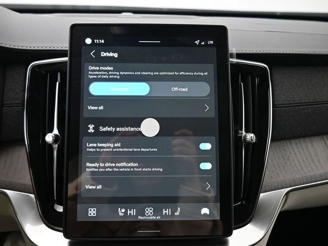 New 2026 Volvo XC90 B6 Ultra w/ Protection Package image 16