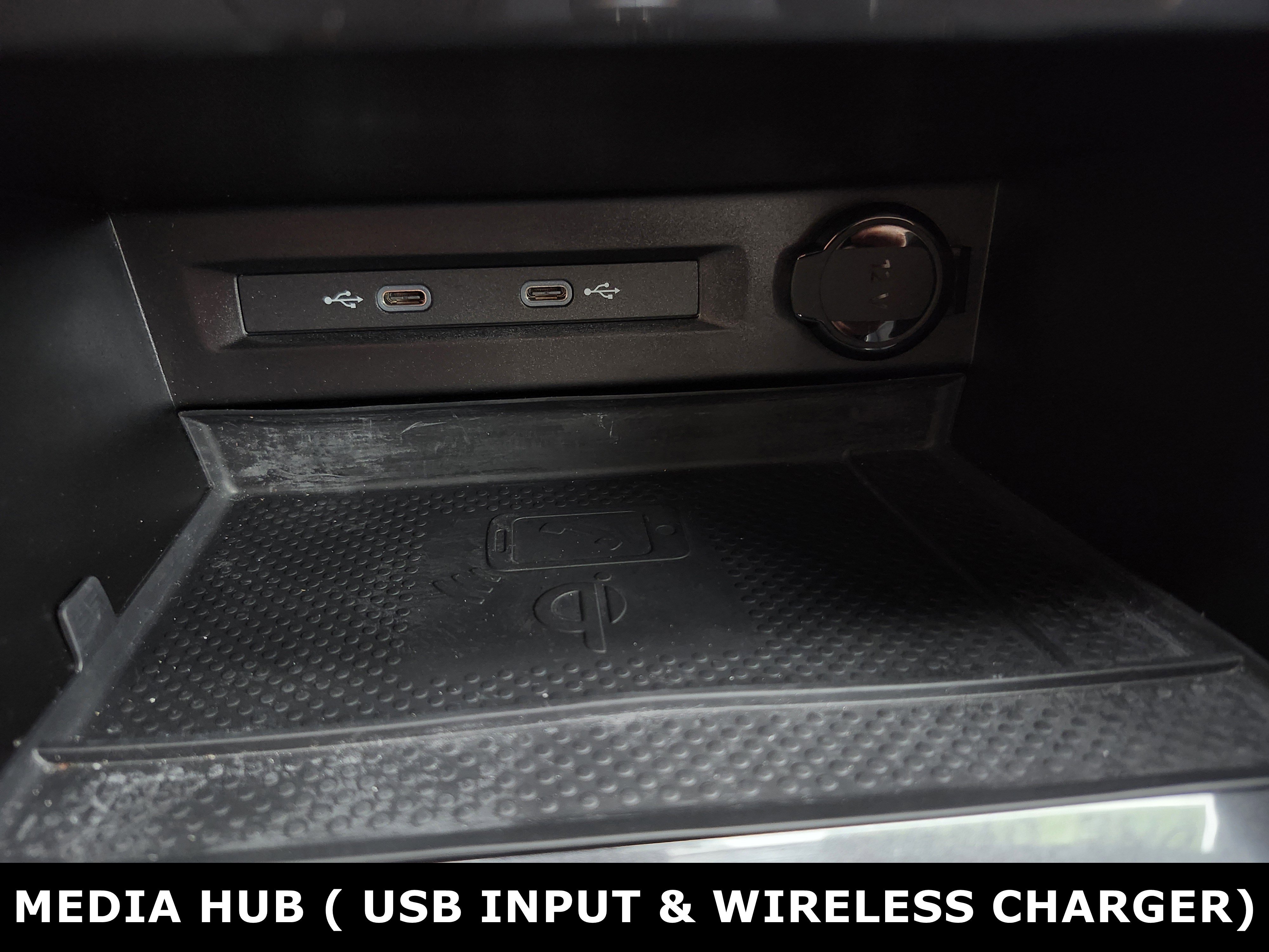 Used 2023 Volkswagen Tiguan SEL R-Line image 9