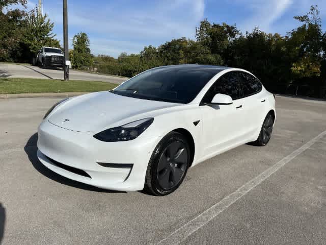 Used 2023 Tesla Model 3 Standard Range RWD image 4
