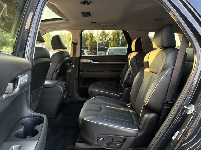 Used 2024 Hyundai Palisade SEL w/ Premium Package AWD/4WD image 13