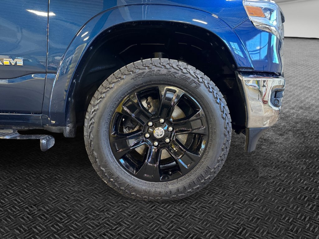 Used 2023 RAM 1500 Limited w/ Off Road Group AWD/4WD image 11