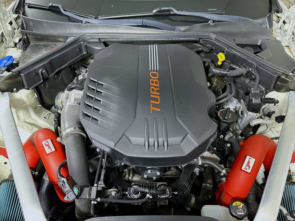 Used 2020 Kia Stinger GT1 RWD image 9