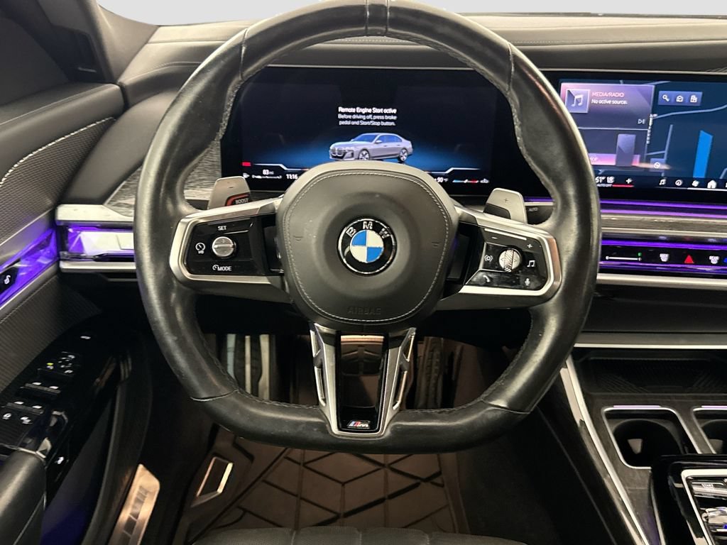 Used 2023 BMW 760i xDrive AWD/4WD image 11