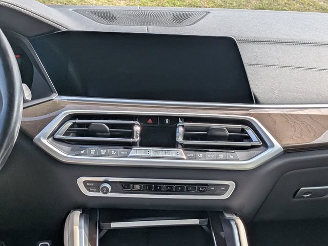 Used 2022 BMW X6 xDrive40i w/ M Sport Package AWD/4WD image 19