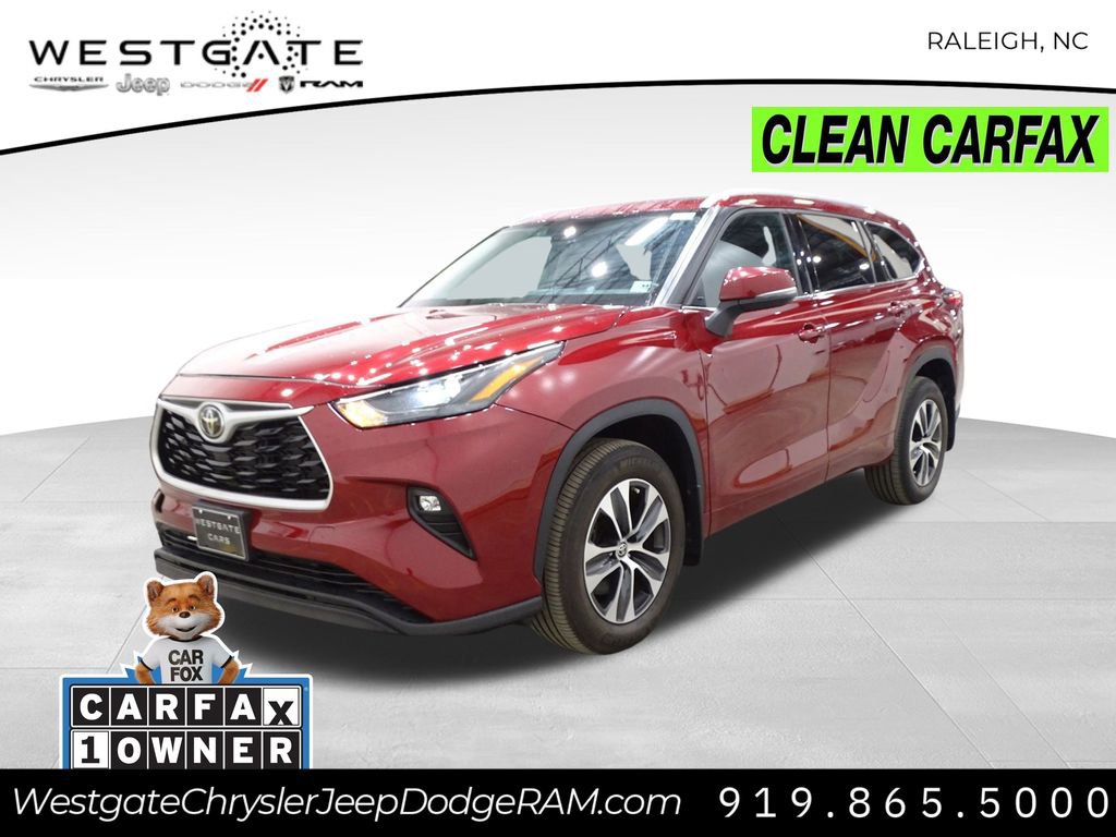 Used 2022 Toyota Highlander XLE