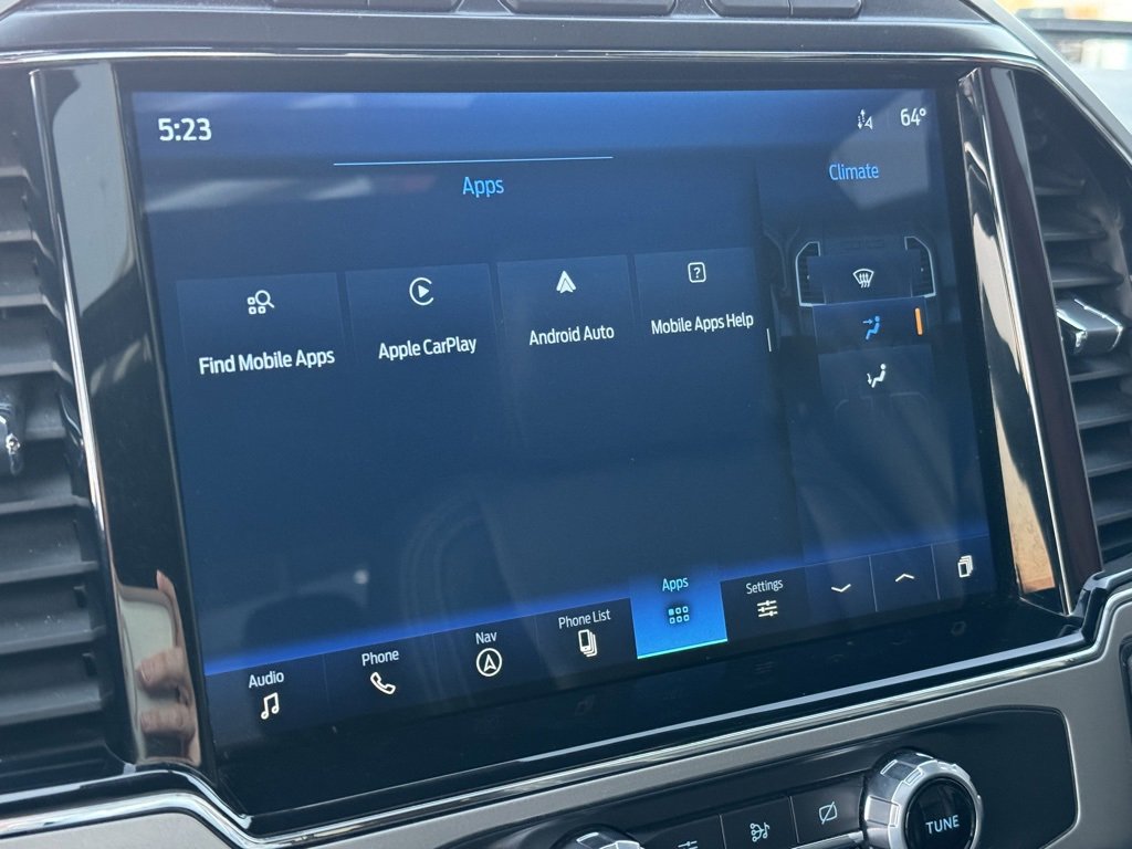 Used 2022 Ford F350 Lariat w/ Black Appearance Package image 42