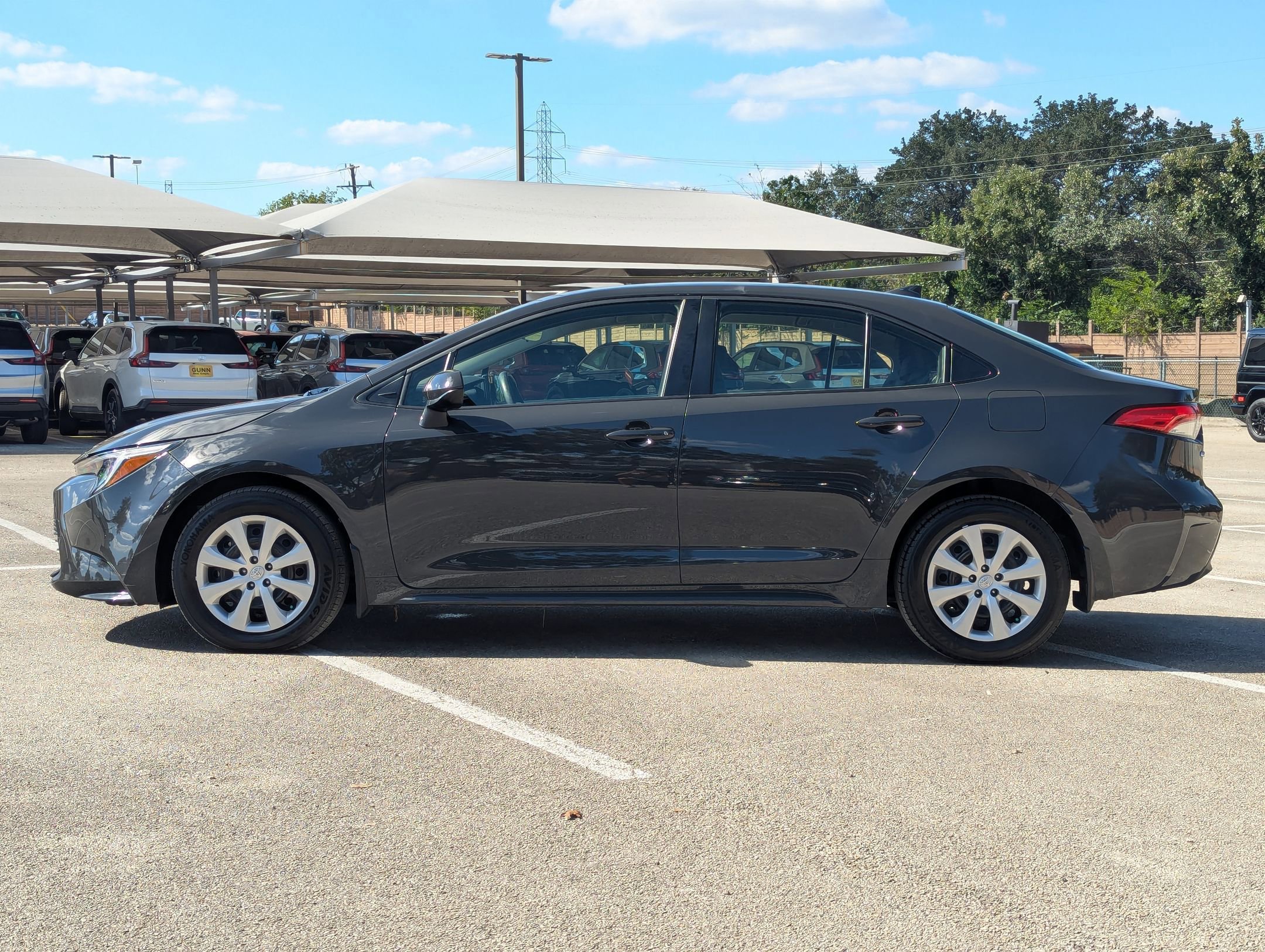 Used 2024 Toyota Corolla LE image 7