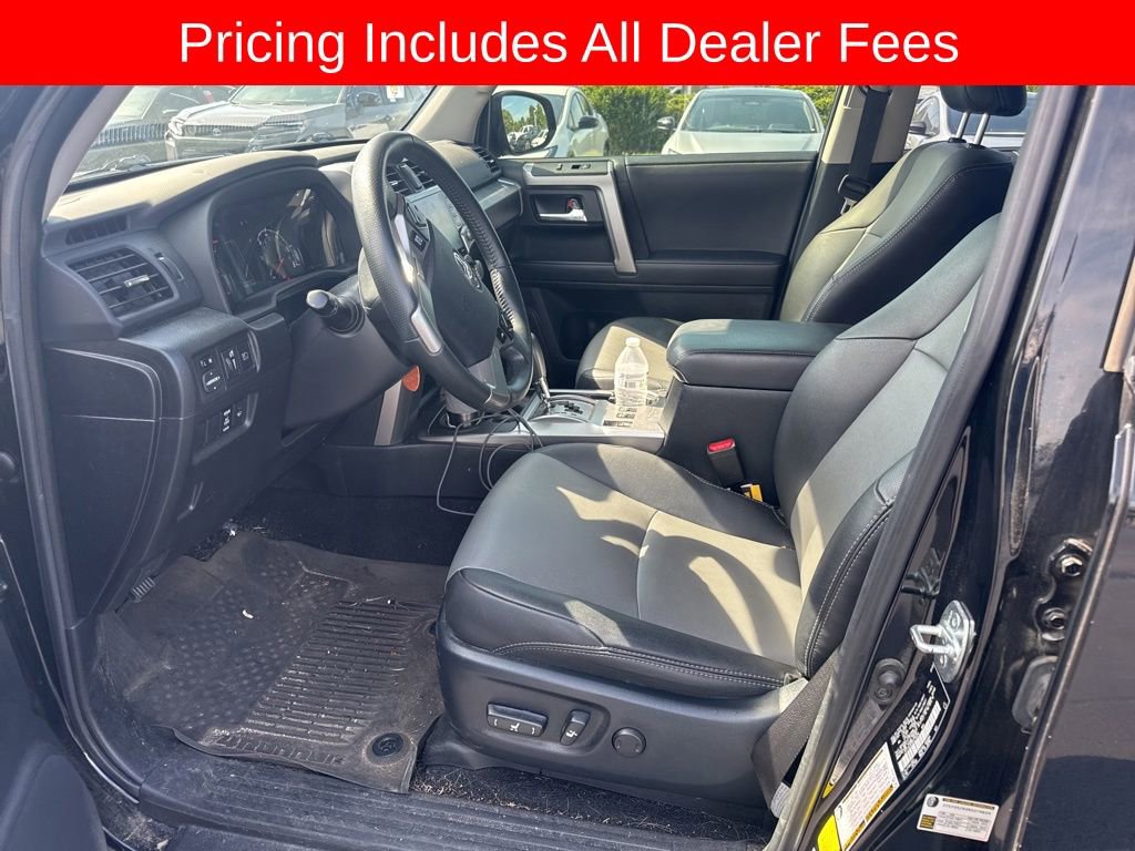 Used 2022 Toyota 4Runner SR5 Premium w/ Moonroof Package RWD image 11
