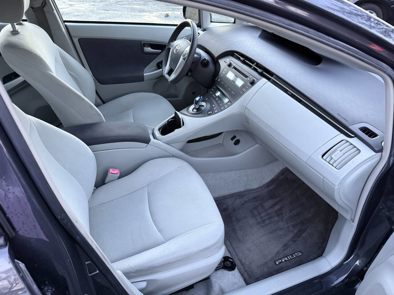 Used 2010 Toyota Prius Three image 14