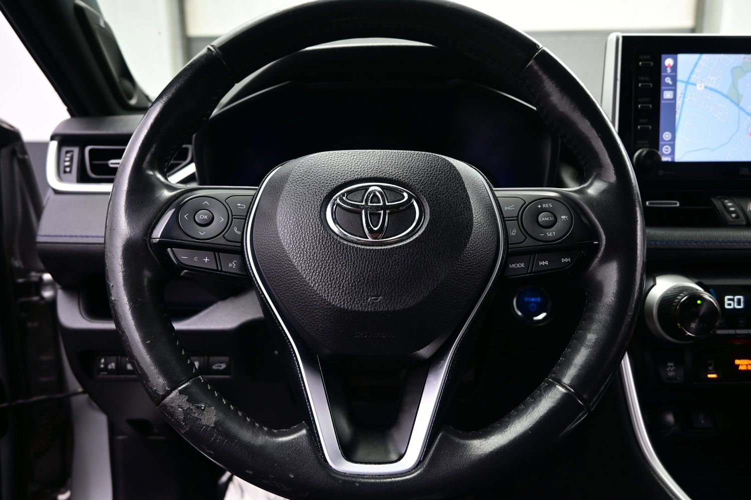 Used 2020 Toyota RAV4 XSE w/ XSE Grade Weather Package AWD/4WD image 24