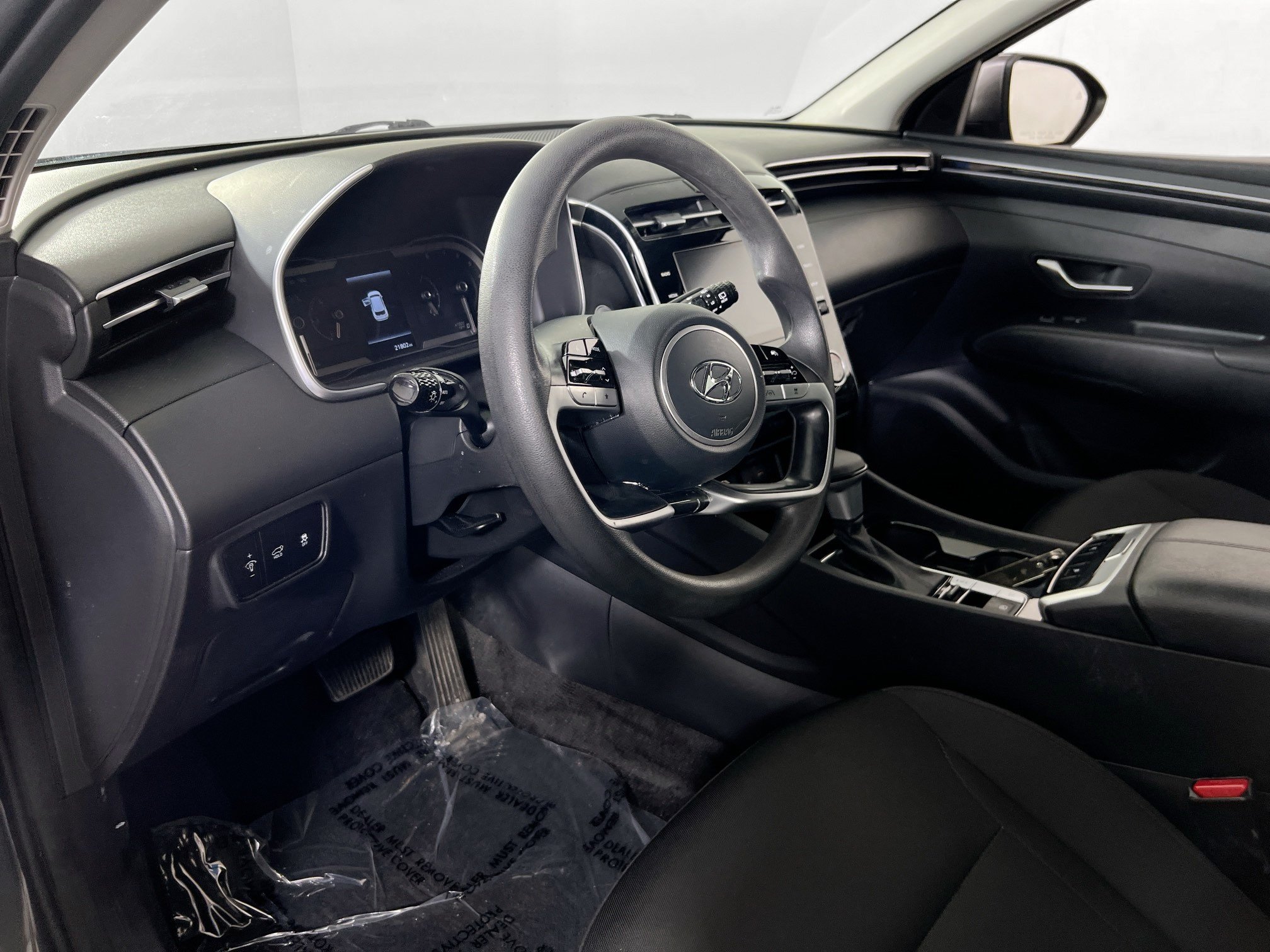 Used 2023 Hyundai Tucson SEL w/ Winter Package AWD/4WD image 9