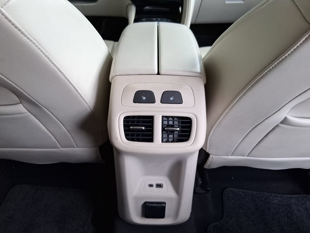 Used 2023 Buick Envision Avenir FWD image 24