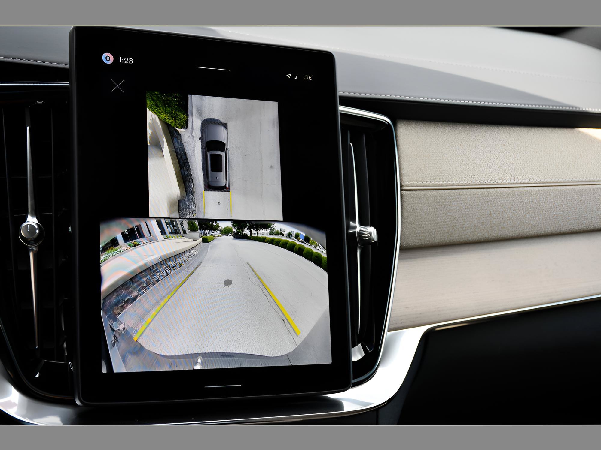 New 2027 Volvo XC90 B6 Ultra AWD/4WD image 22