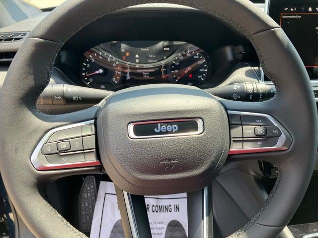 New 2026 Jeep Compass Latitude AWD/4WD image 15