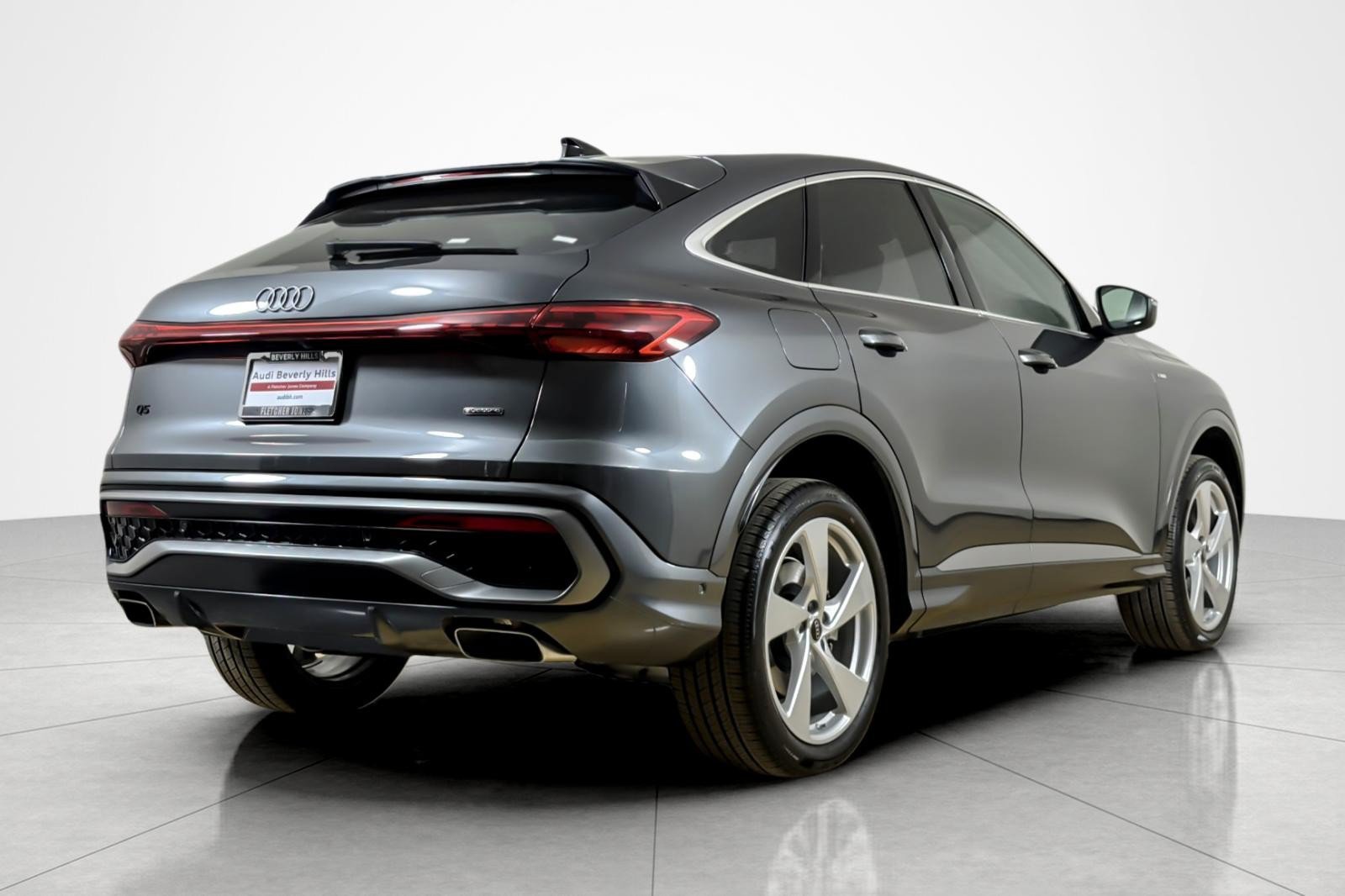 Used 2026 Audi Q5 Premium Plus AWD/4WD image 5