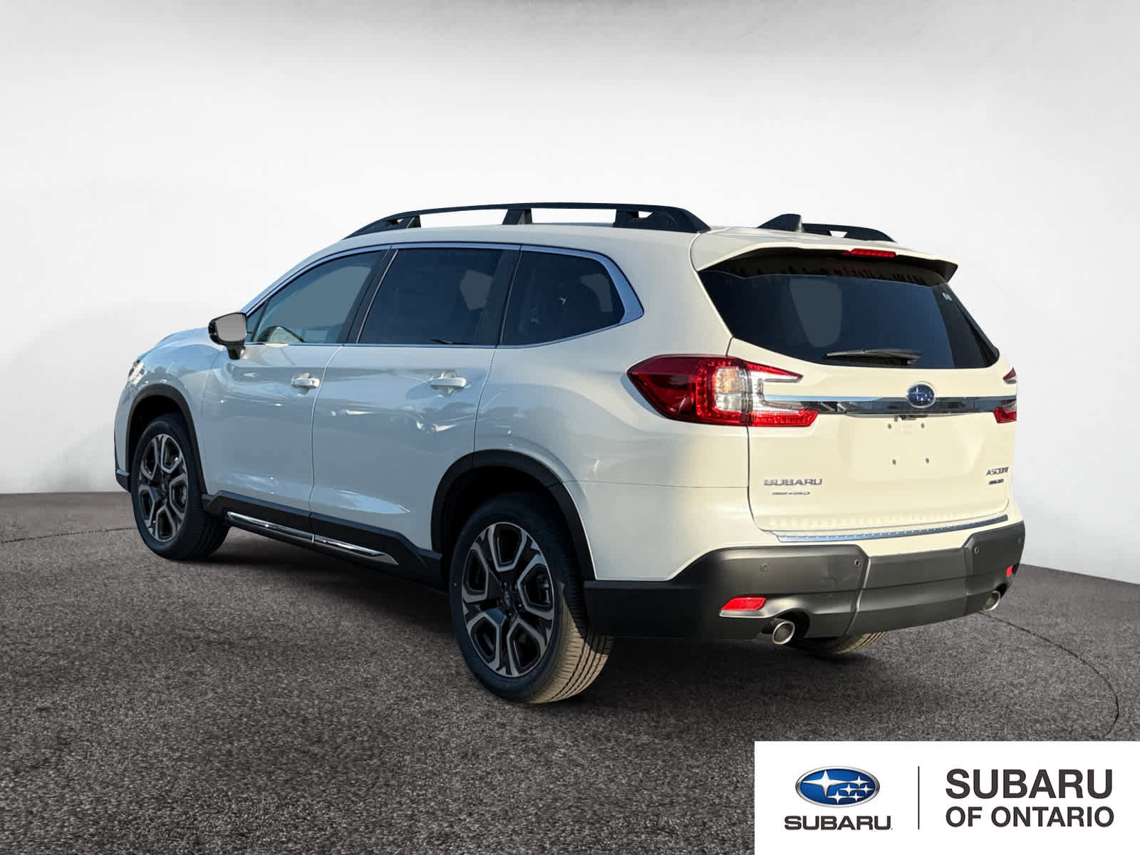 New 2025 Subaru Ascent Limited image 3