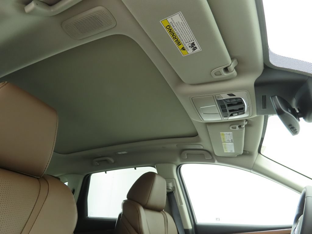Used 2026 Acura MDX w/ Technology Package FWD image 19