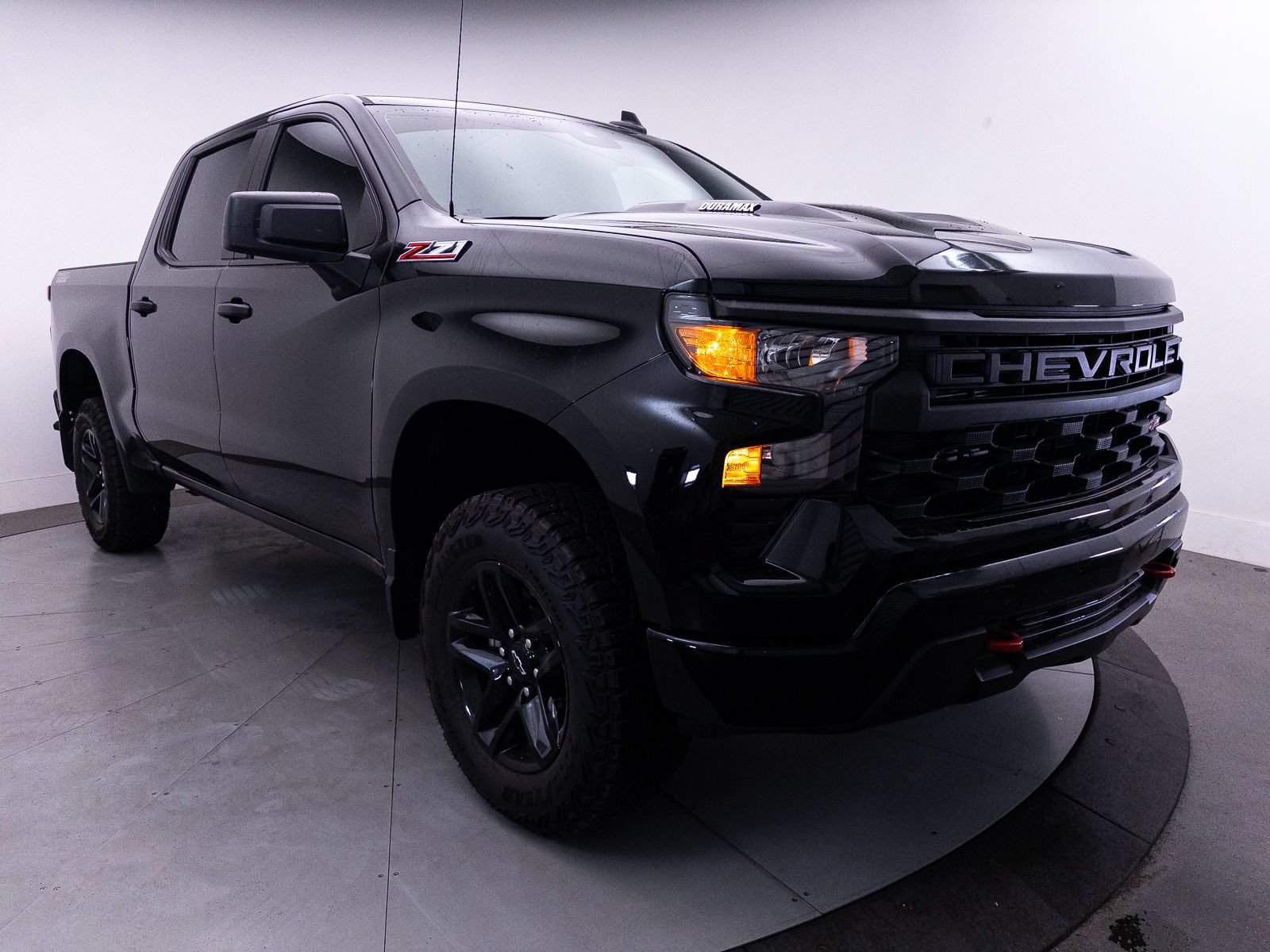 Used 2024 Chevrolet Silverado 1500 Custom Trail Boss AWD/4WD image 13