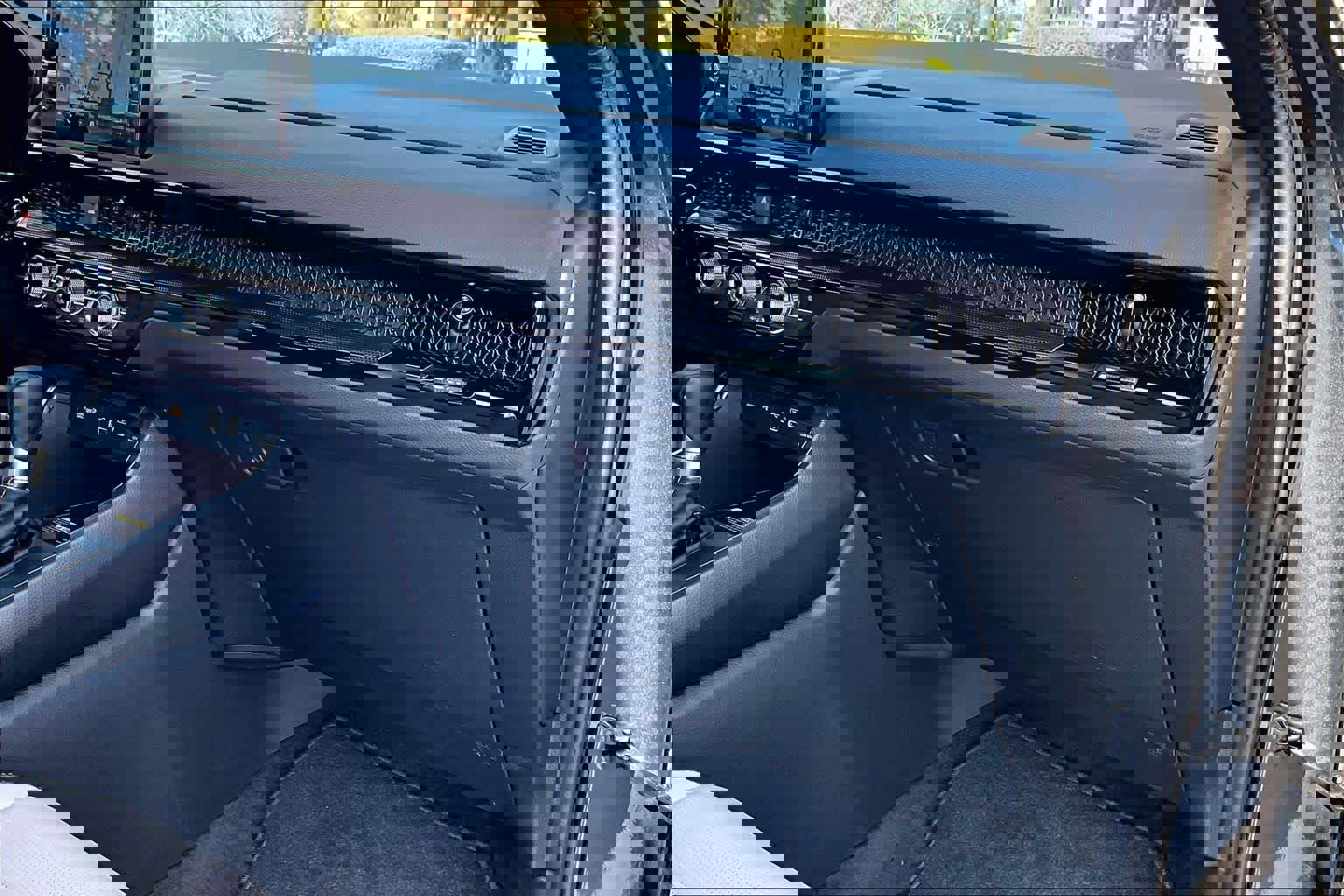 Used 2025 Honda CR-V Sport Touring image 19