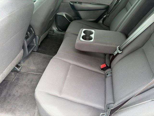 Used 2023 Nissan Rogue S FWD image 28