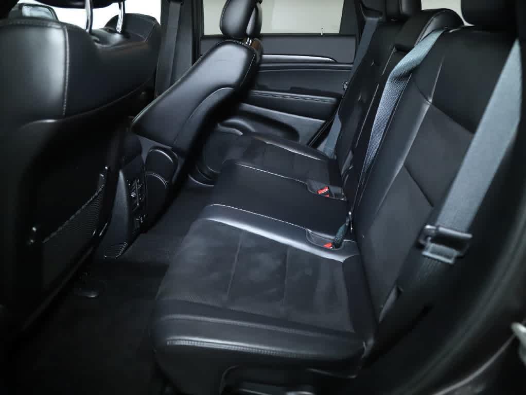 Used 2014 Jeep Grand Cherokee Altitude AWD/4WD image 16
