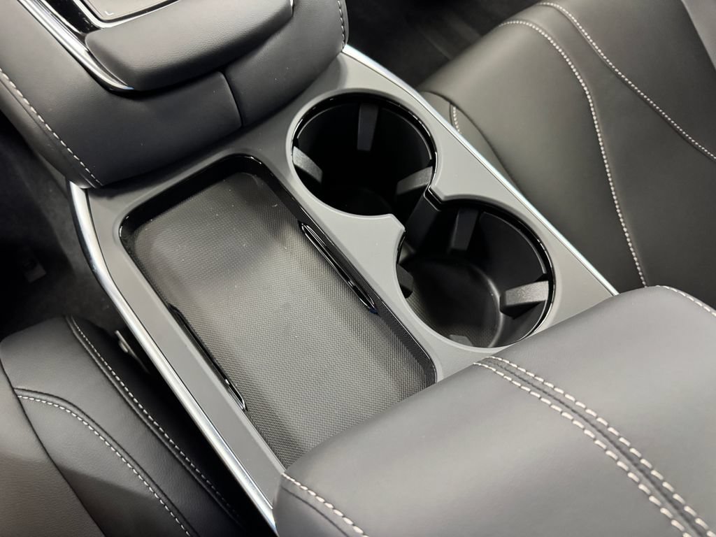 Used 2025 Acura RDX SH-AWD image 29