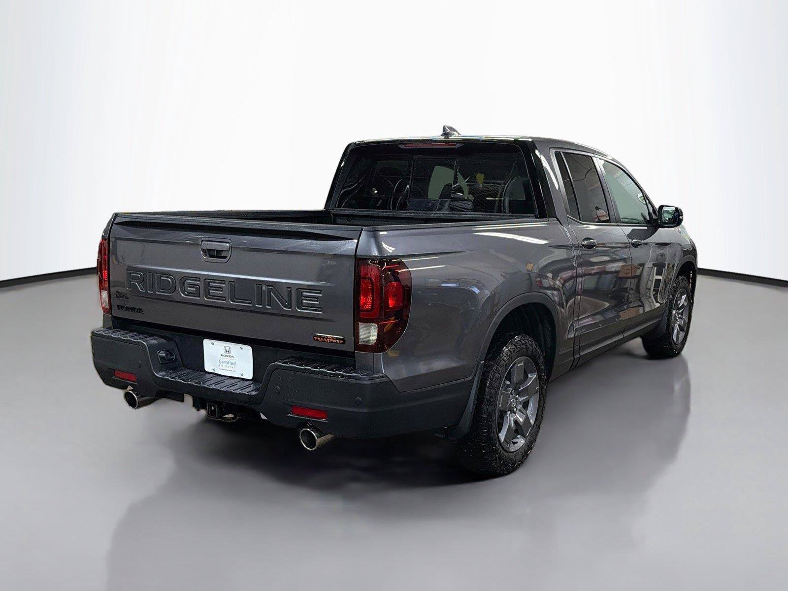 Used 2025 Honda Ridgeline TrailSport image 12
