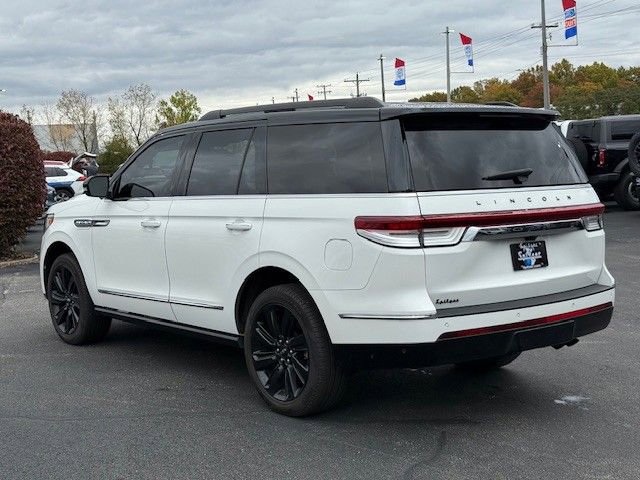 Used 2024 Lincoln Navigator Black Label image 8