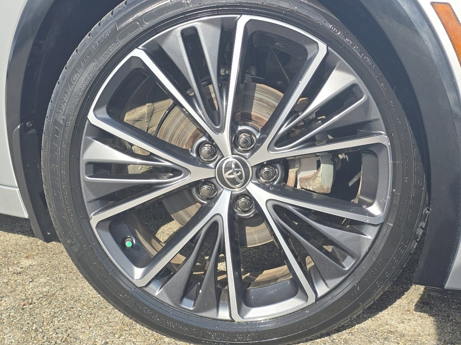 Used 2023 Toyota Prius XLE image 16