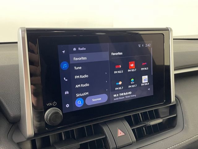 Used 2025 Toyota RAV4 XLE w/ Convenience Package image 7