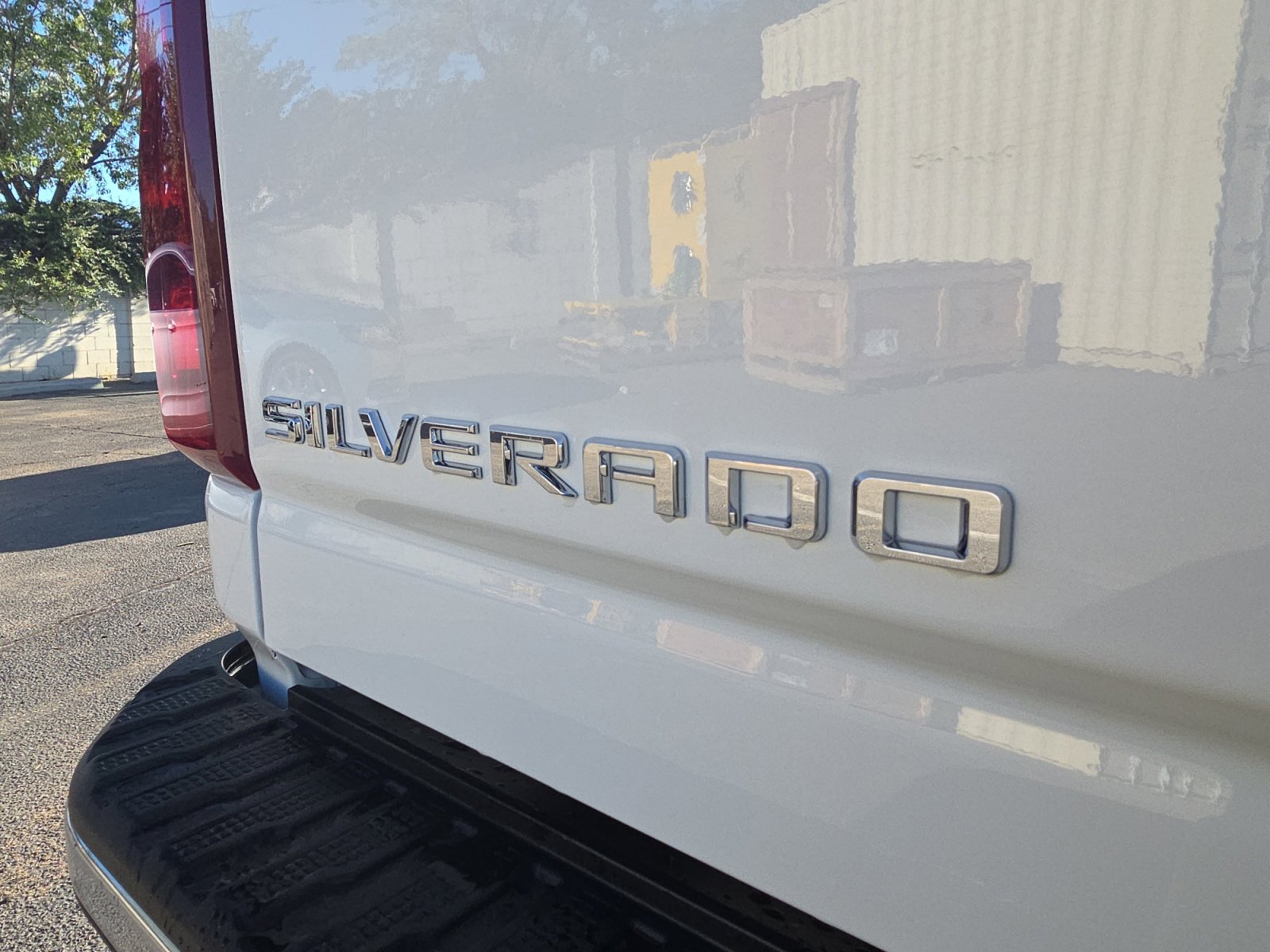 New 2026 Chevrolet Silverado 3500 LTZ w/ LTZ Convenience Package image 20