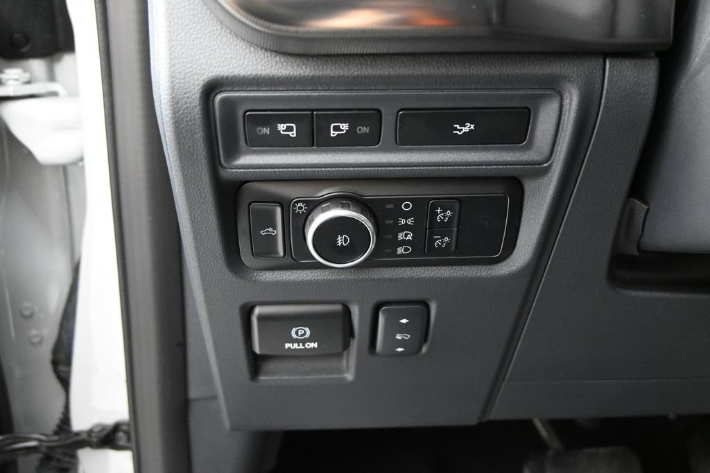 Used 2024 Ford F150 Lariat AWD/4WD image 24