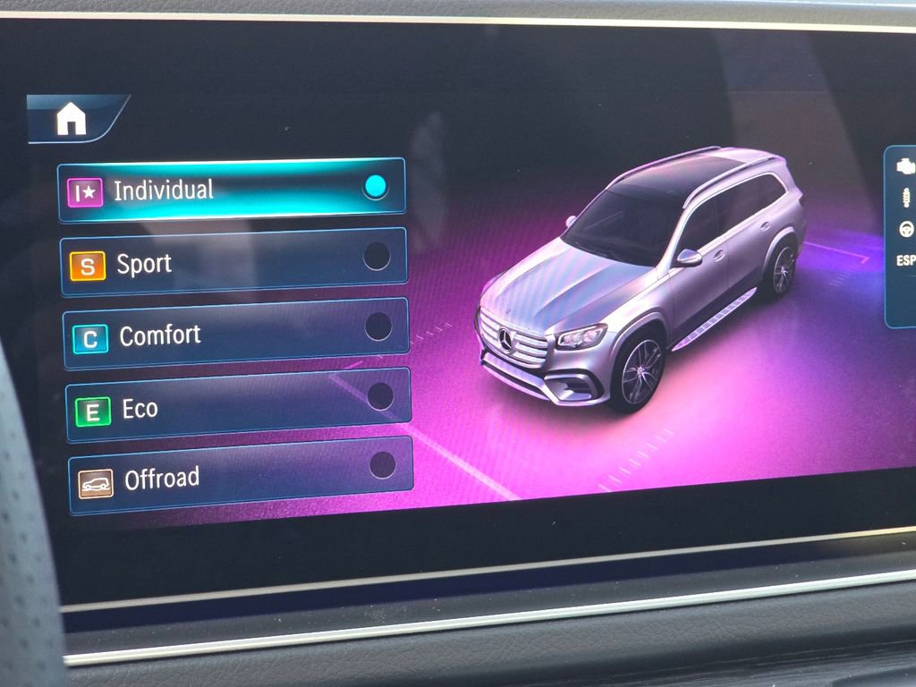 New 2026 Mercedes-Benz GLS 450 4MATIC image 35
