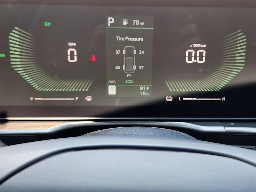 New 2027 Kia Sportage S FWD image 17