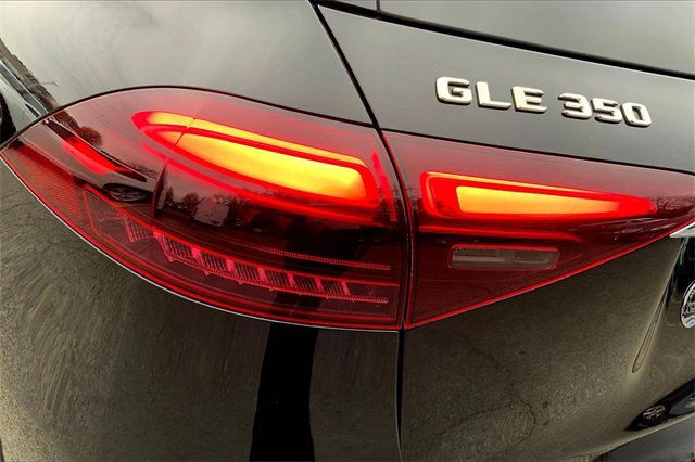 Used 2025 Mercedes-Benz GLE 350 4MATIC image 25