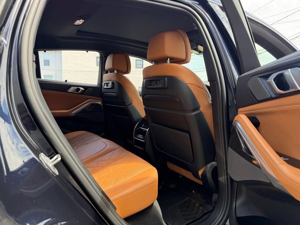 Used 2023 BMW X6 M50i w/ Executive Package AWD/4WD image 15