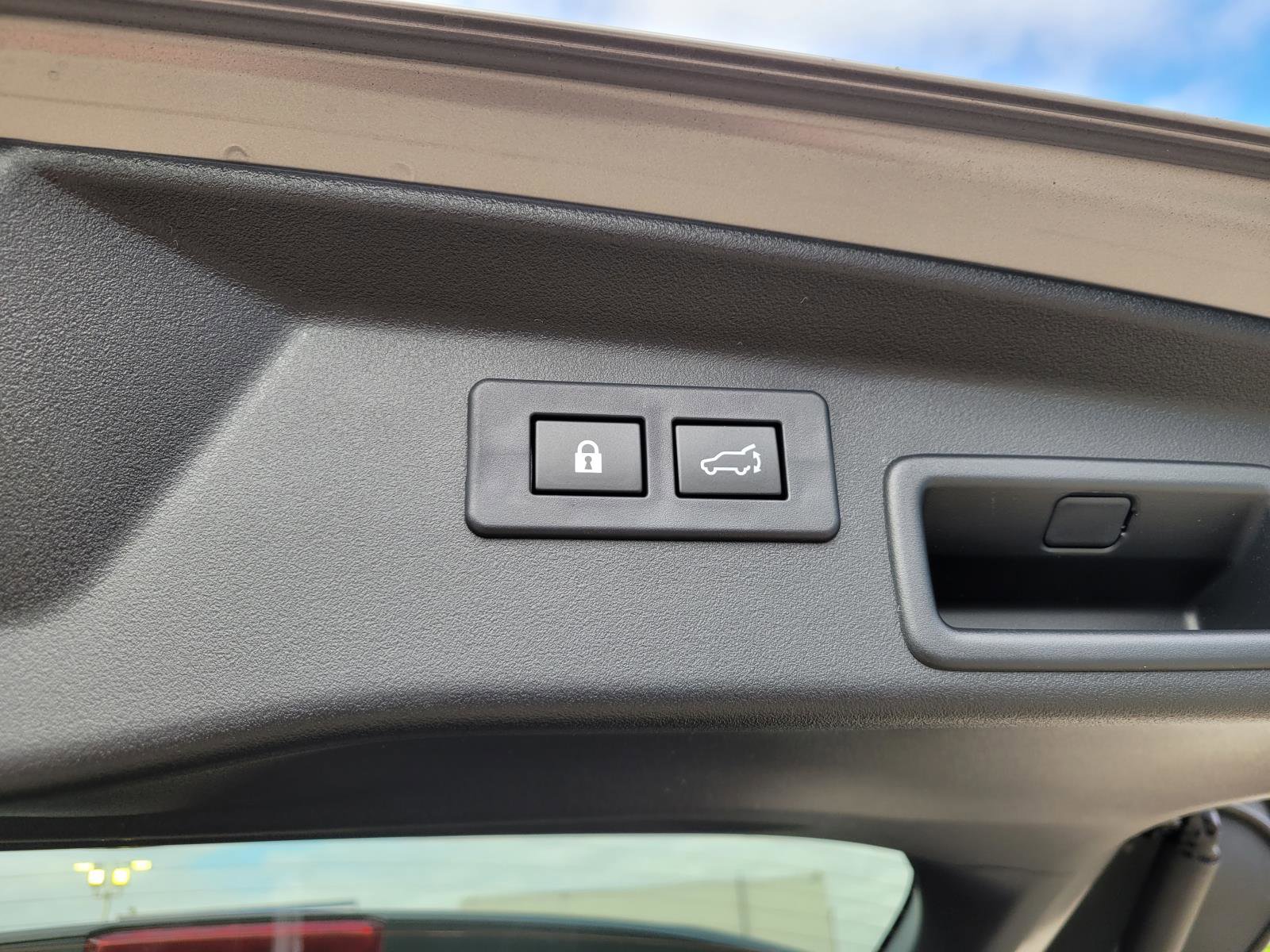New 2026 Subaru Outback Touring AWD/4WD image 19