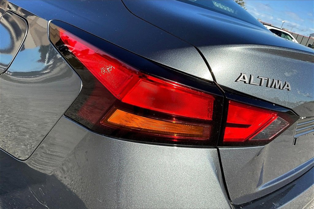 Used 2023 Nissan Altima 2.5 SL image 23
