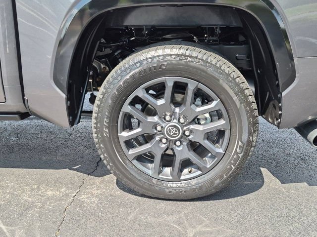Used 2023 Toyota Tundra Platinum AWD/4WD image 7