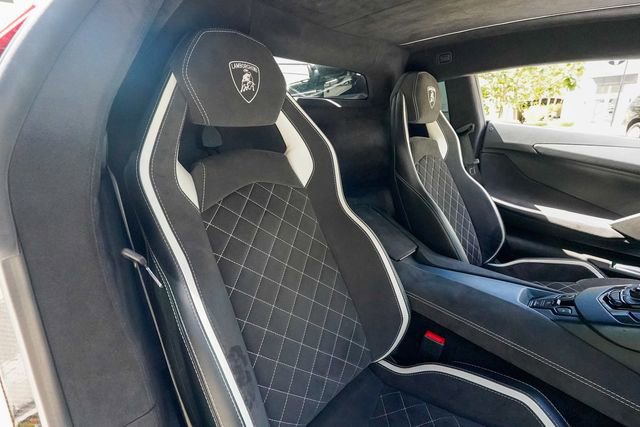 Used 2018 Lamborghini Aventador S AWD/4WD image 77