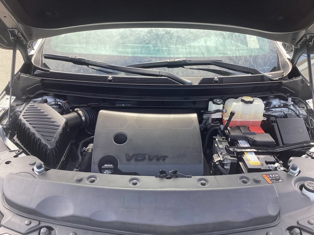Used 2023 Buick Enclave Essence AWD/4WD image 32