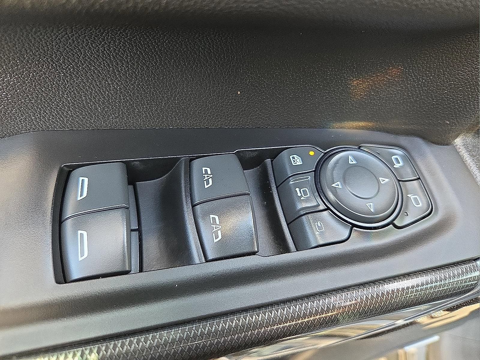 Used 2022 GMC Sierra 2500 AT4 w/ AT4 Preferred Package AWD/4WD image 15