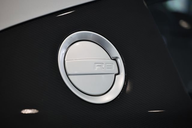 Used 2011 Audi R8 V10 AWD/4WD image 9