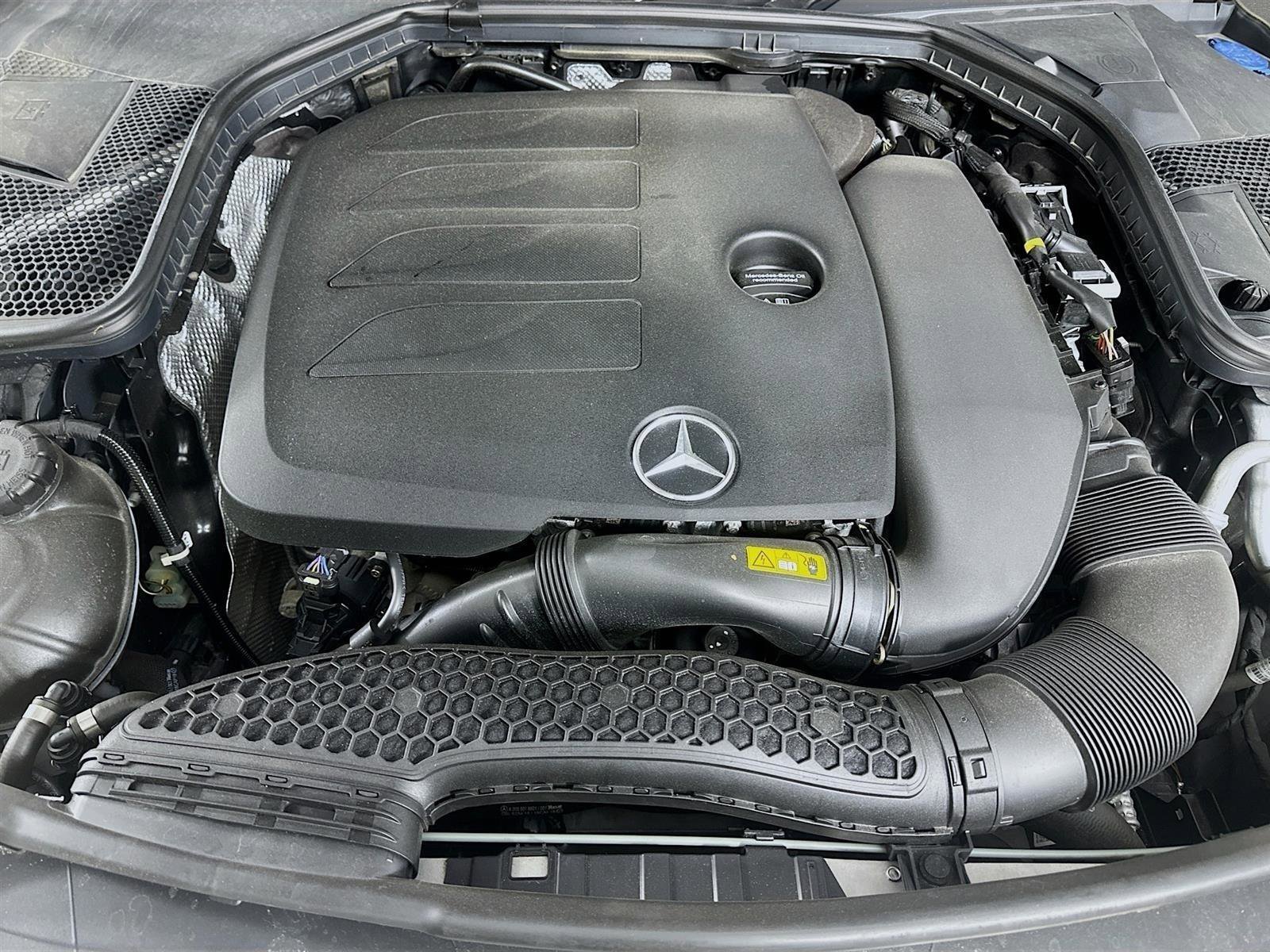 Certified 2021 Mercedes-Benz C 300 4MATIC Sedan w/ Premium Package image 10