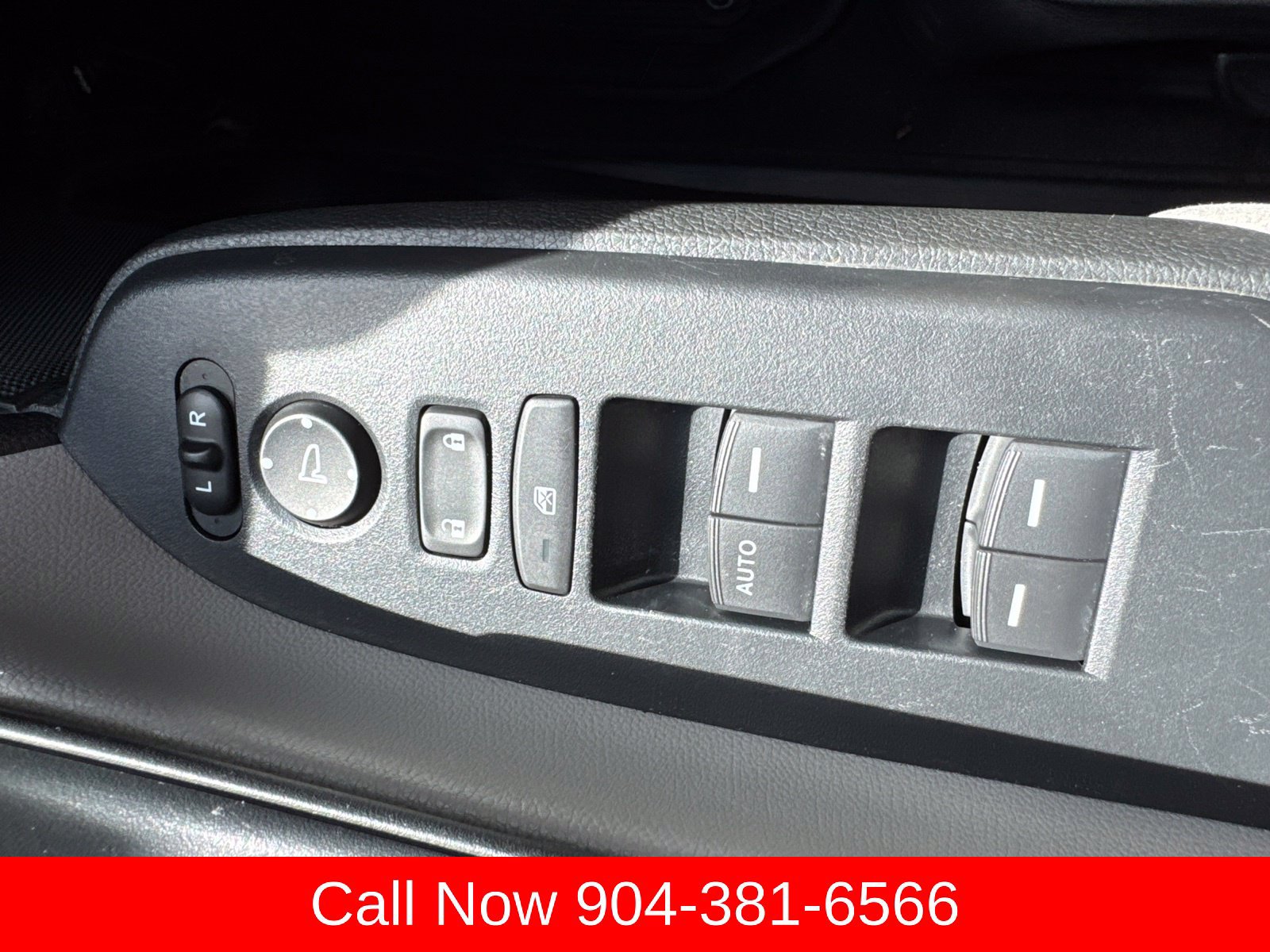 Used 2020 Honda CR-V LX image 21
